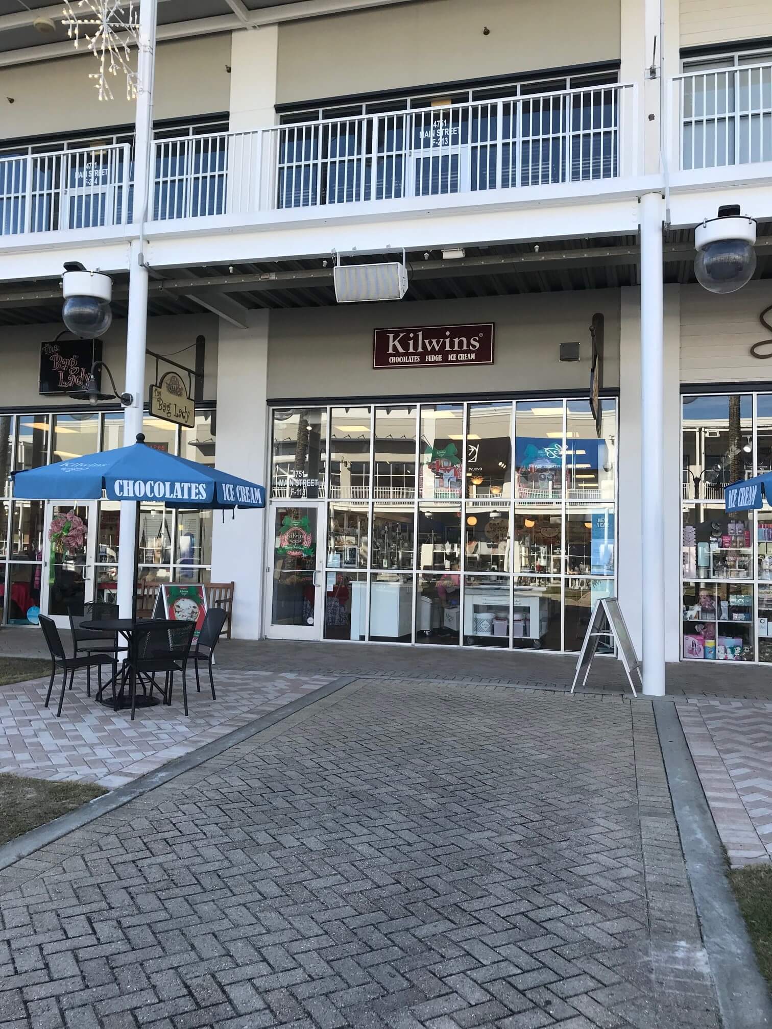 Orange Beach Storefront View